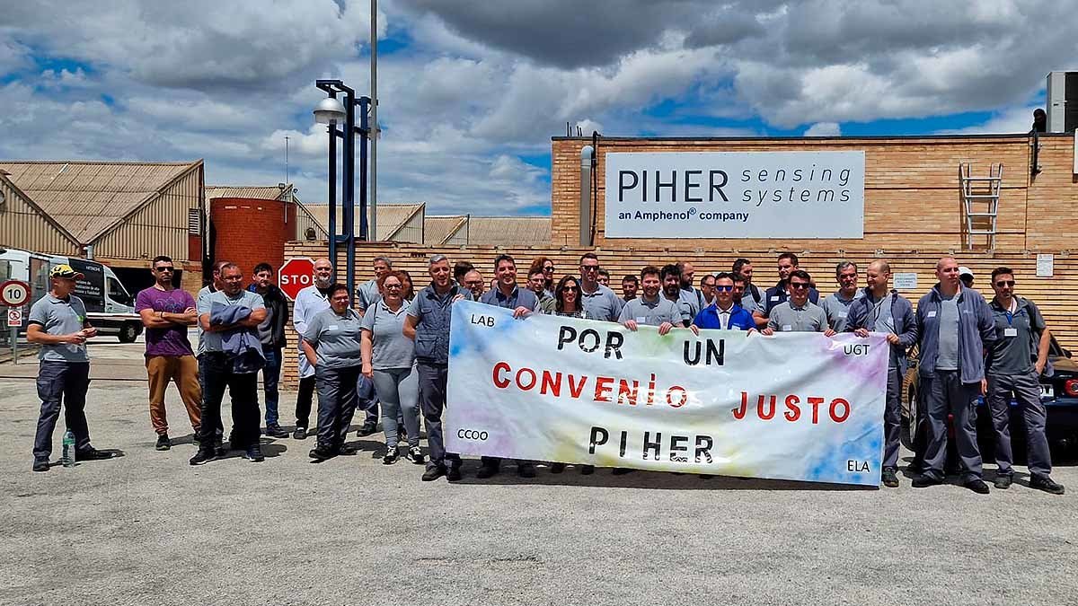 Concentración de trabajadores Piher Tudela2