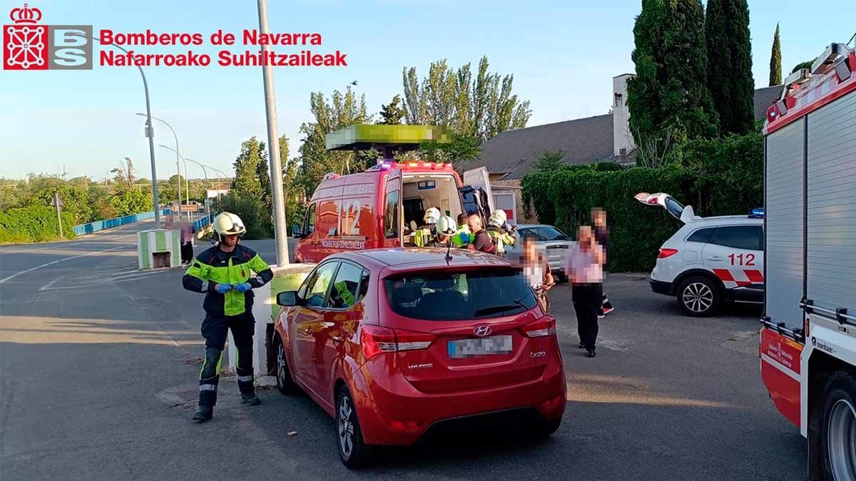 bomberos intervienen en un accidente en Corella
