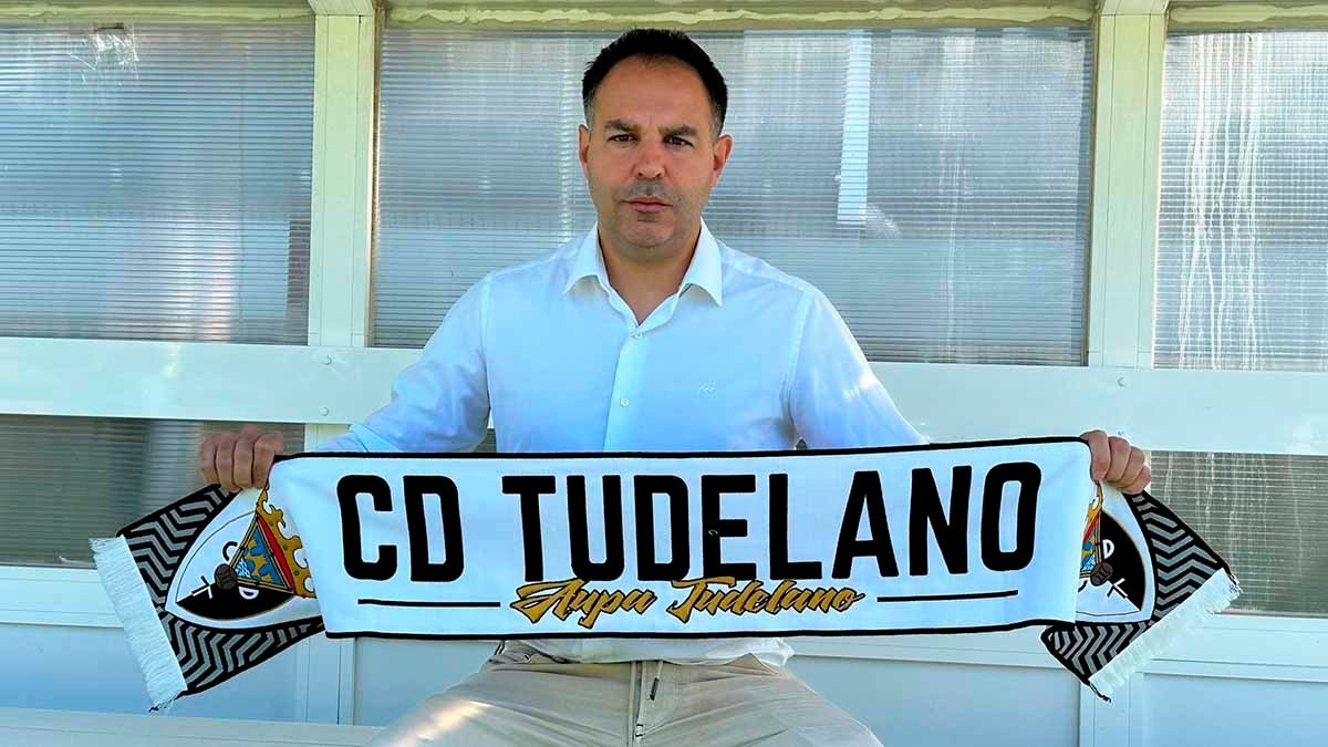 Jonathan Risueño, nuevo entrenador del Tudelano